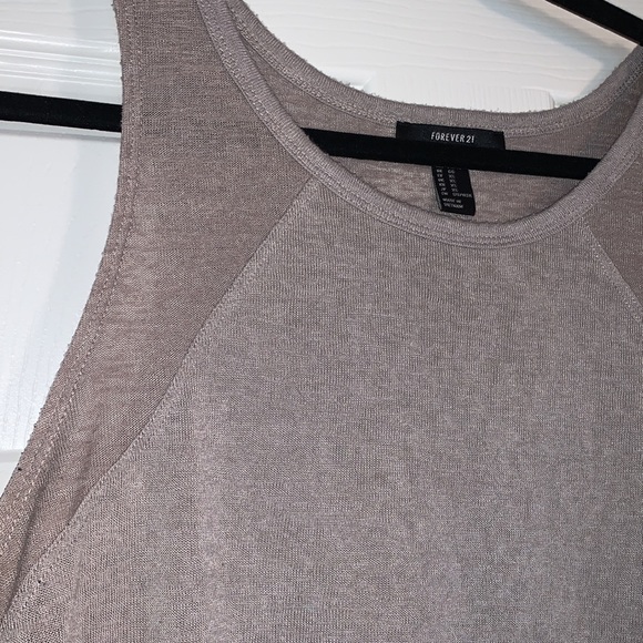 Tank top - Picture 2 of 3